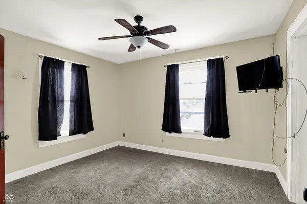 $225,000 | 614 East Main Street, Greenfield, IN 46140