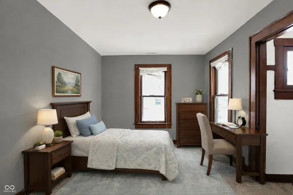 $225,000 | 614 East Main Street, Greenfield, IN 46140