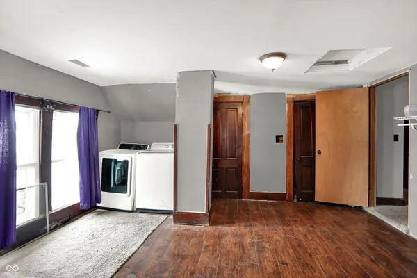 $225,000 | 614 East Main Street, Greenfield, IN 46140