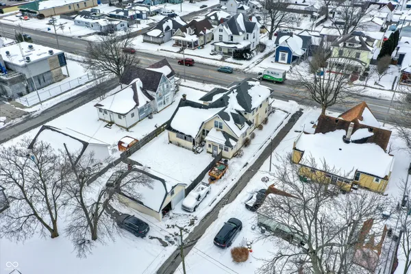 $225,000 | 614 East Main Street, Greenfield, IN 46140