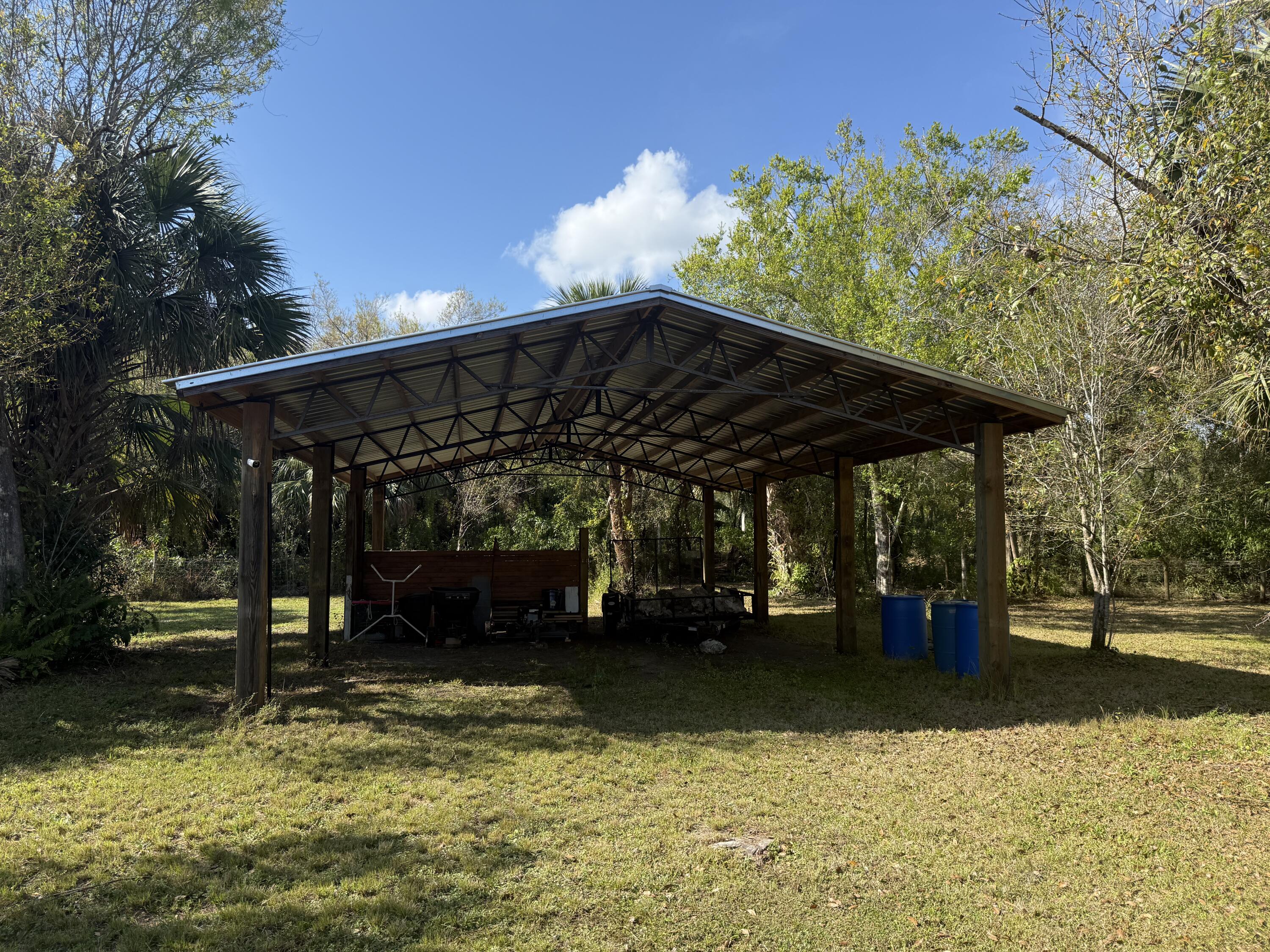 Xxxx Jupiter Farms Road Jupiter, FL 33478 - Photo 4 of 4 Structure on the lot