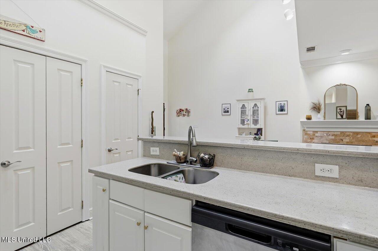 4 E Bluff Brandon, MS 39047 - Photo 9 of 31 09-4 E Bluff _ Home Tours MS