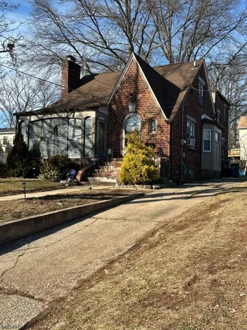 $599,000 | 123 East 6th Avenue, Roselle, NJ 07203