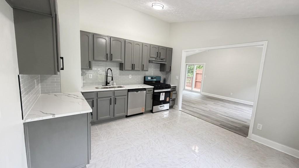733 Inland Way Northwest Lilburn, GA 30047 - Photo 7 of 21