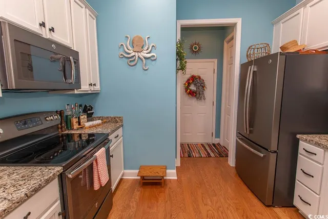 $379,900 | 718 Shine Avenue, Myrtle Beach, SC 29577