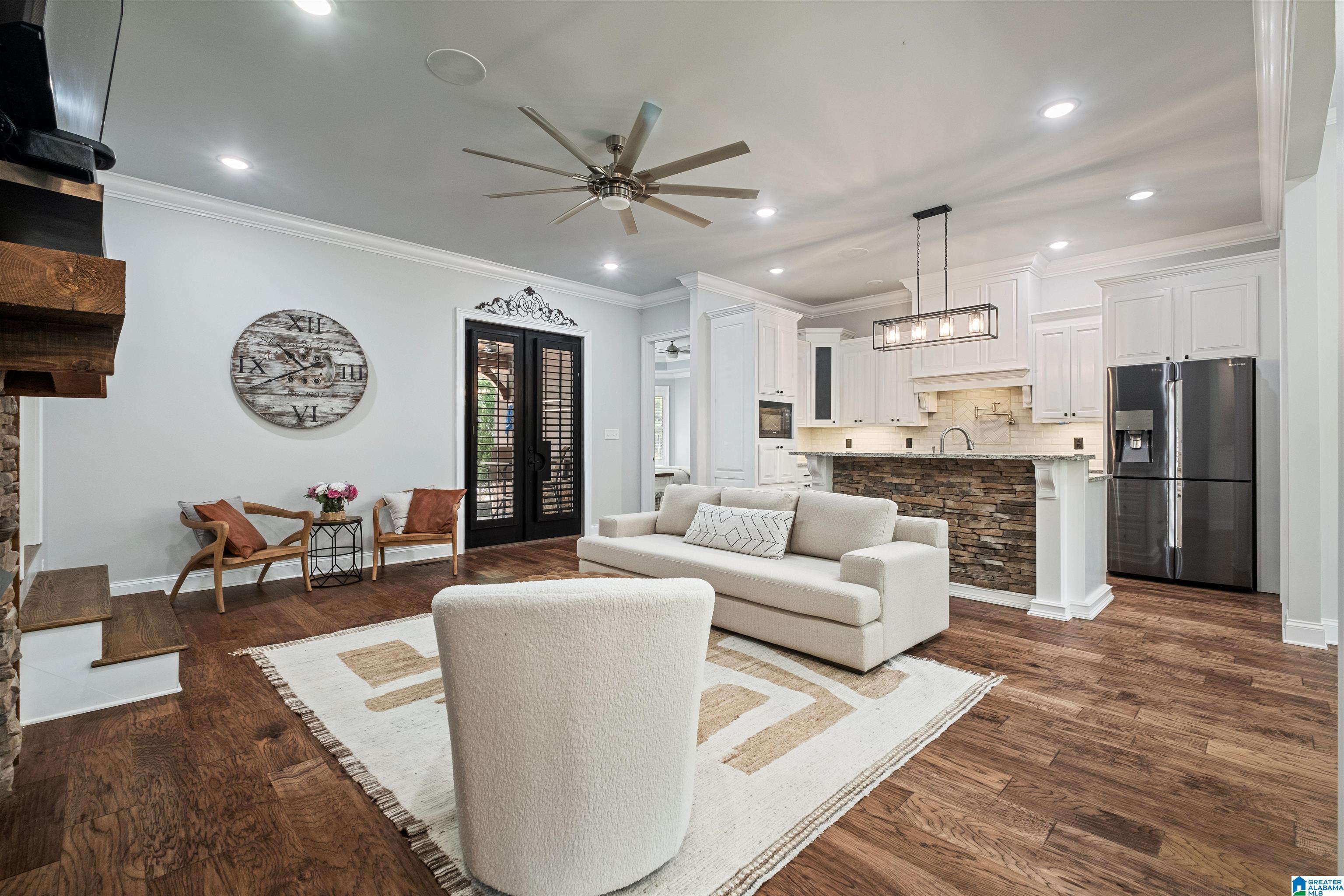 108 River Point Rainbow City, AL 35906 - Photo 4 of 42