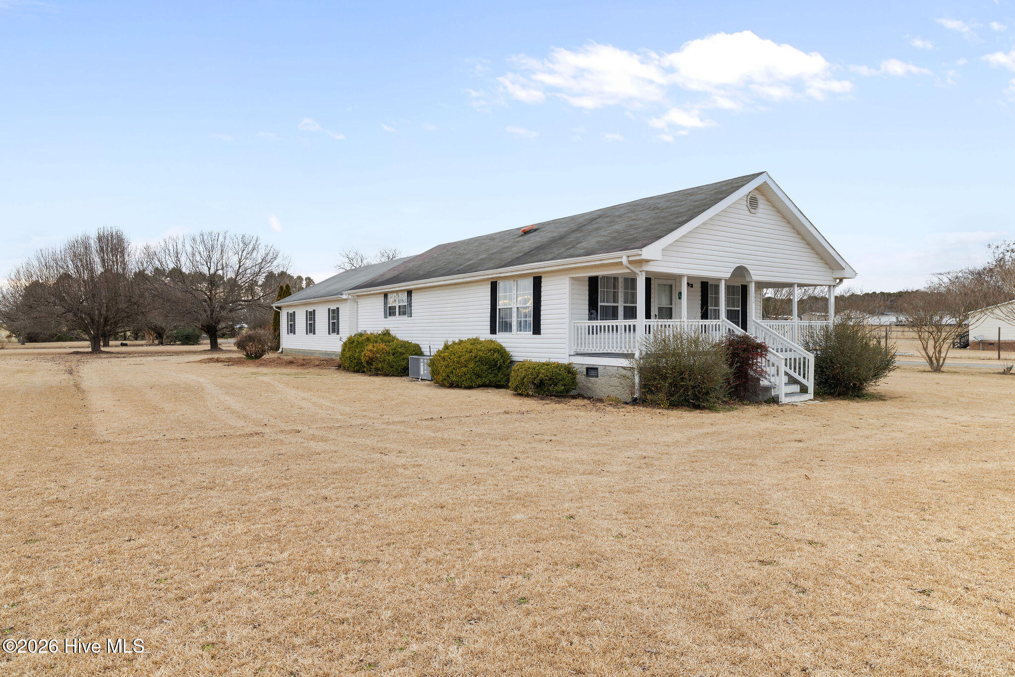 150 Fitzgerald Road Selma, NC 27576 - Photo 4 of 37 5T5A9051