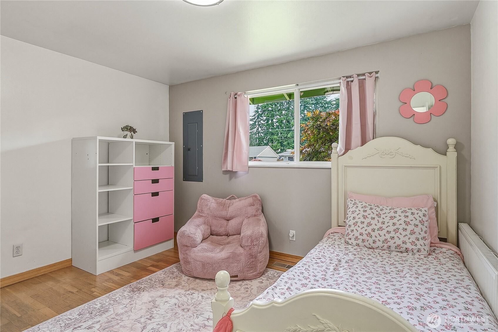 20818 77th Place West Edmonds, WA 98026 - Photo 25 of 39