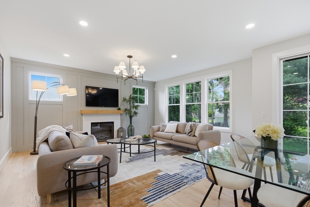 17 Whiting Way Needham, MA 02492 - Photo 7 of 41