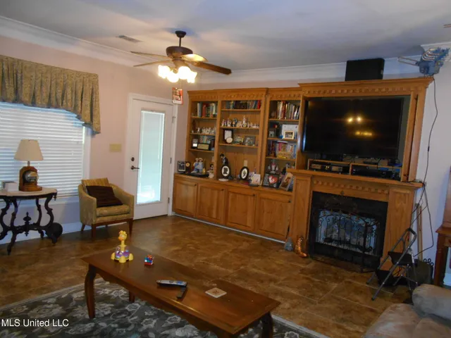 $745,900 | 540 Highway 43, Oak Vale, MS 39656