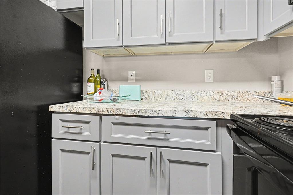 6108 Abrams Road, Unit 213 Dallas, TX 75231 - Photo 7 of 8