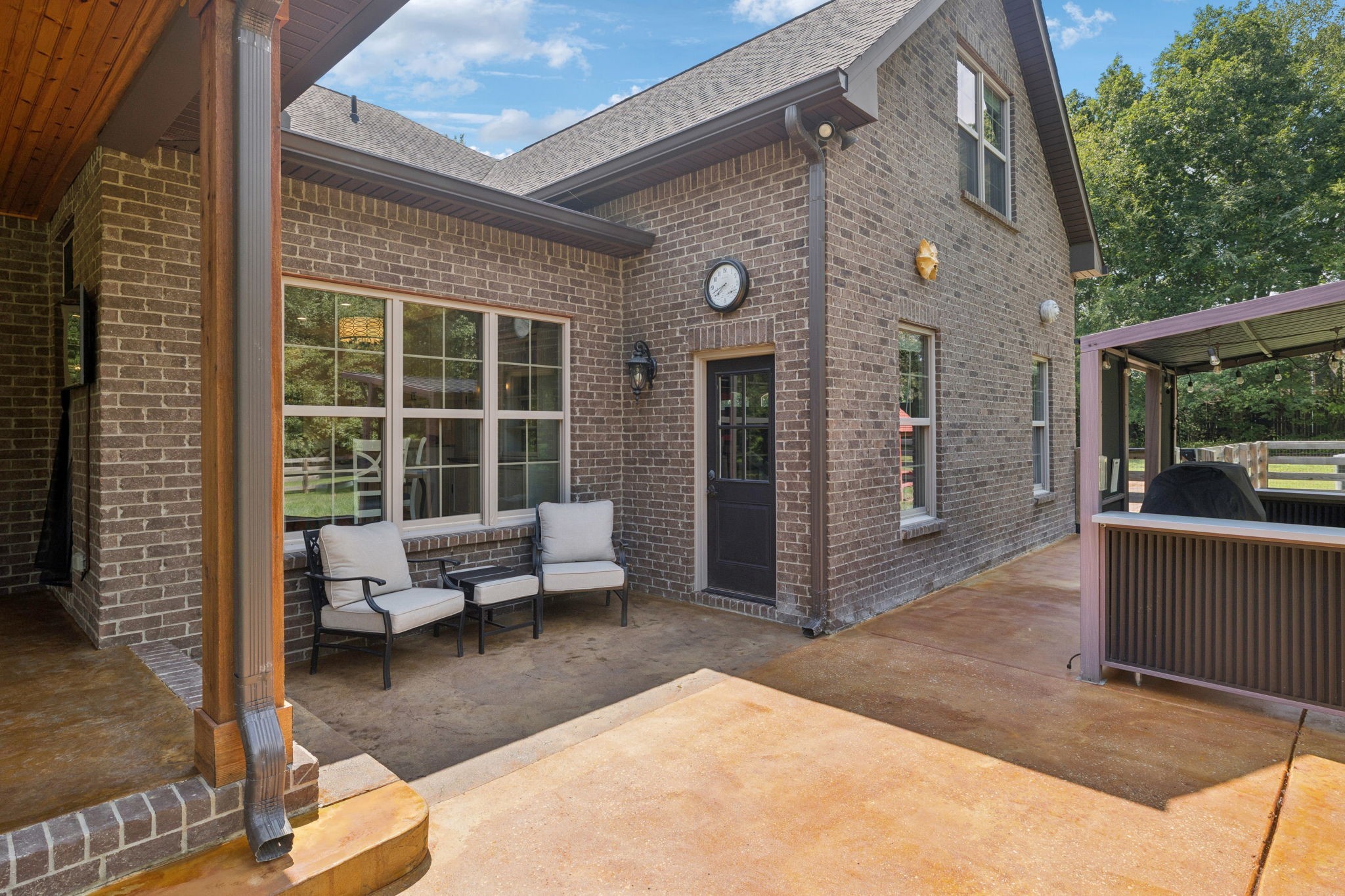 7270 Old Franklin Road Fairview, TN 37062 - Photo 62 of 96 a balcony with furniture and a potted plant