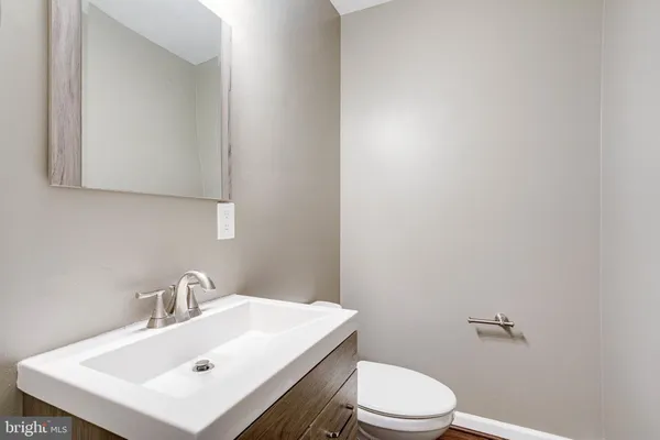$2,500 | 2648 Bowen Road Southeast, Washington, DC 20020
