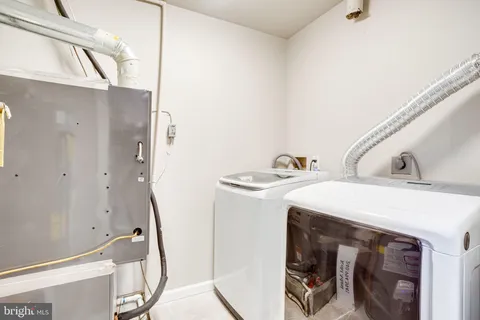 a car parked in front of a house