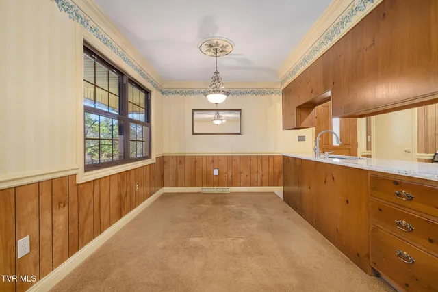 $344,800 | 536 Mayfield Avenue, Unit 3, Kingsport, TN 37665