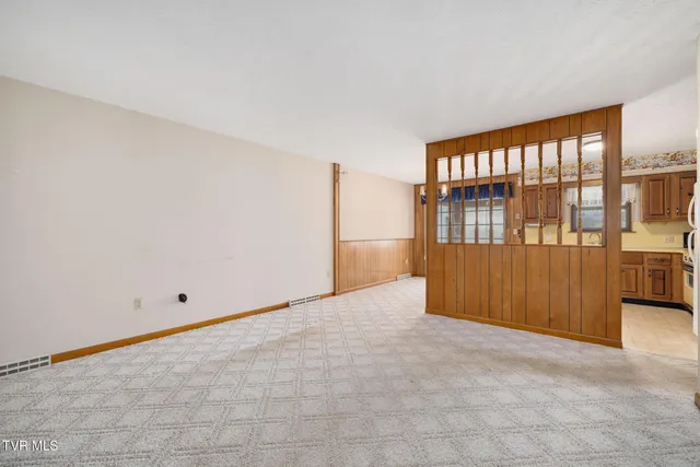 $344,800 | 536 Mayfield Avenue, Unit 3, Kingsport, TN 37665