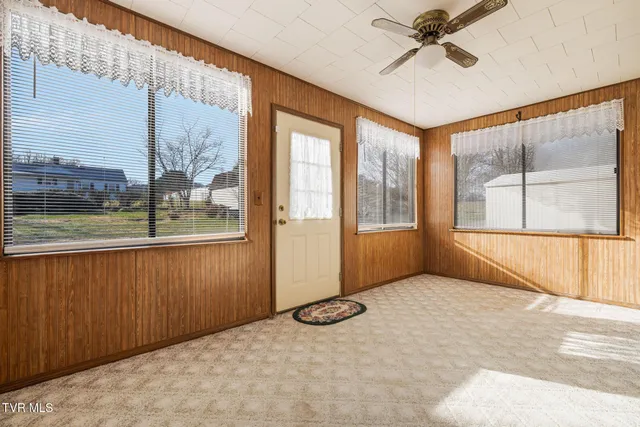 $344,800 | 536 Mayfield Avenue, Unit 3, Kingsport, TN 37665