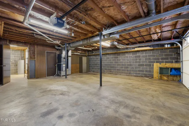 $344,800 | 536 Mayfield Avenue, Unit 3, Kingsport, TN 37665