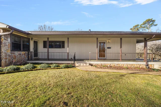 $344,800 | 536 Mayfield Avenue, Unit 3, Kingsport, TN 37665