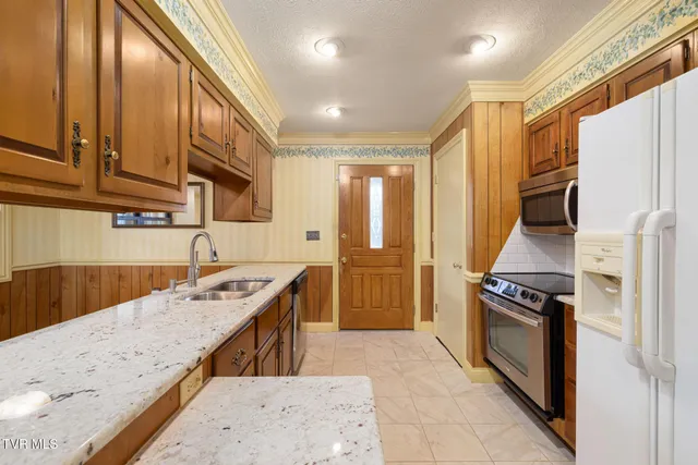 $344,800 | 536 Mayfield Avenue, Unit 3, Kingsport, TN 37665