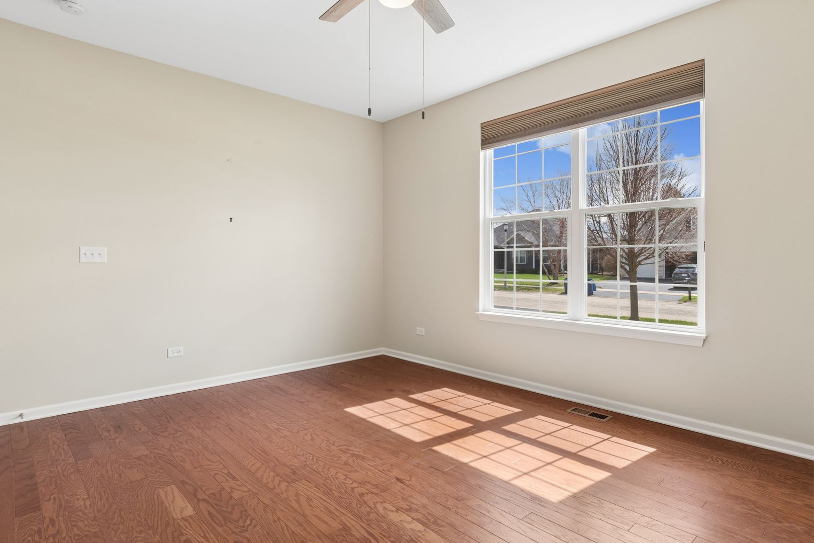 467 Snow Street Sugar Grove, IL 60554 - Photo 7 of 23