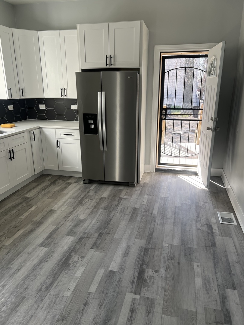 5644 South Carpenter Street Chicago, IL 60621 - Photo 10 of 15 Gallery Image 10