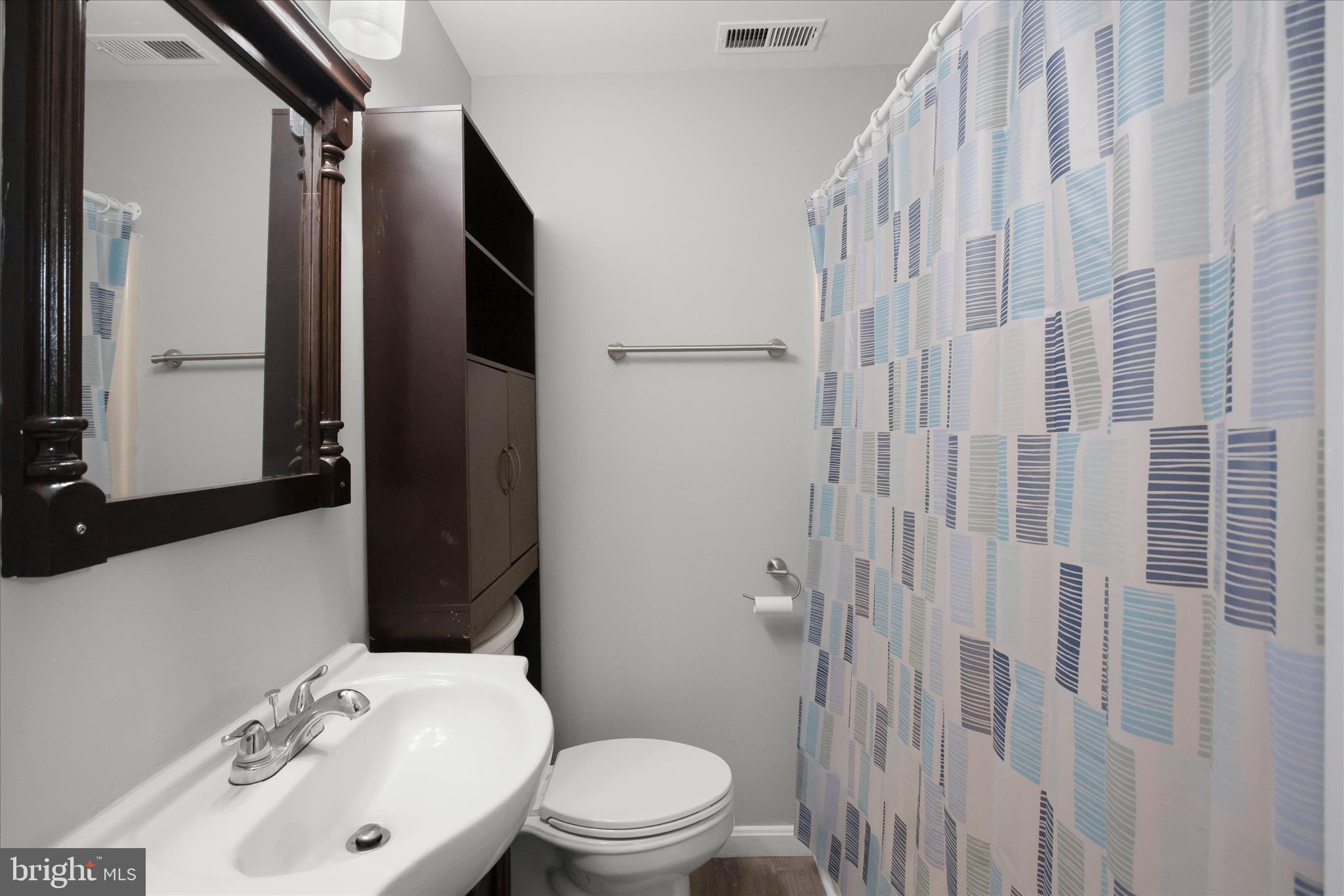 6306 Leapley Road Upper Marlboro, MD 20772 - Photo 16 of 33 Bath