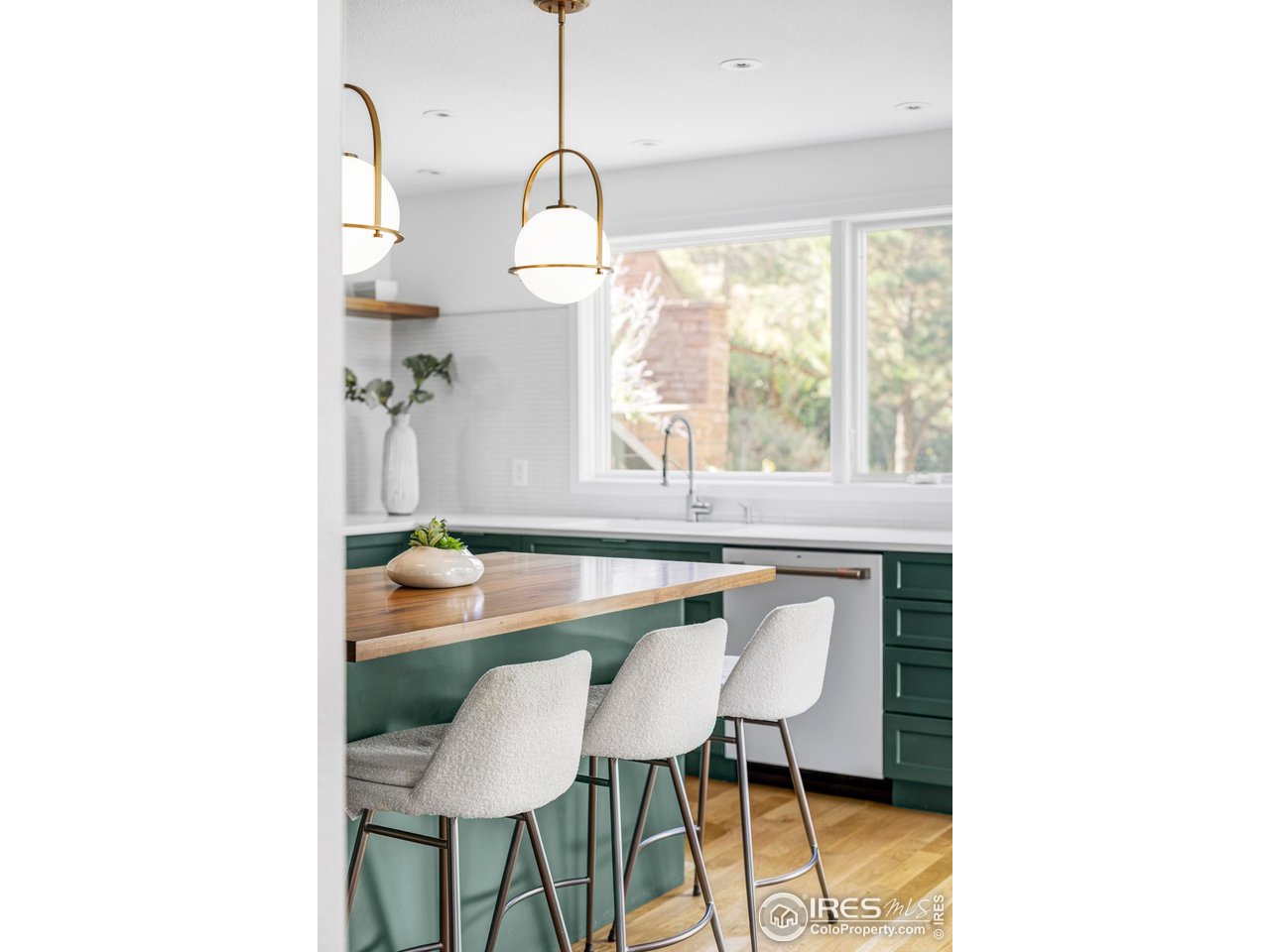 71 Ridge Drive Boulder, CO 80304 - Photo 9 of 42 a outdoor dining space with furniture and window