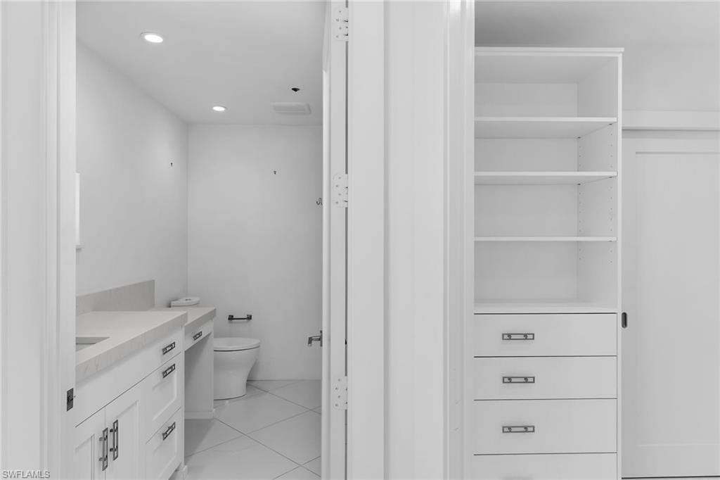 8231 Bay Colony Drive, Unit 2004 Naples, FL 34108 - Photo 30 of 45