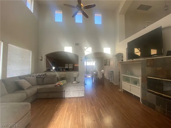 $2,800 | 158 Rocky Star Street, Henderson, NV 89012