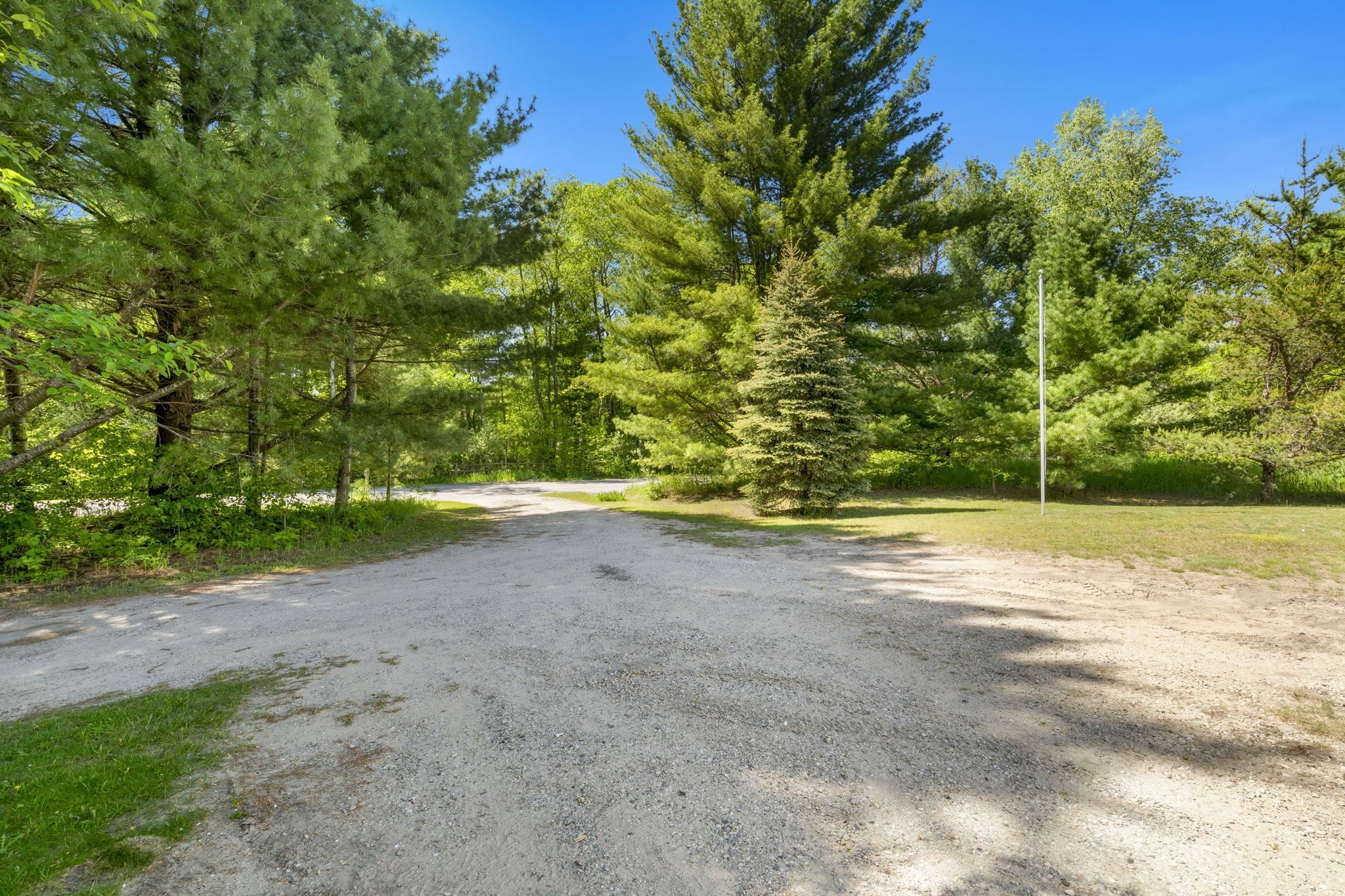 1741 North Haze Road Beulah, MI 49617 - Photo 31 of 50