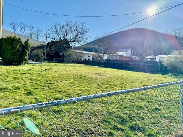 207 Biddle Street Gordon, PA 17921 - Photo 8 of 33