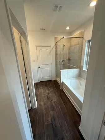 $2,800 | 2914 Roman Forest Boulevard, New Caney, TX 77357