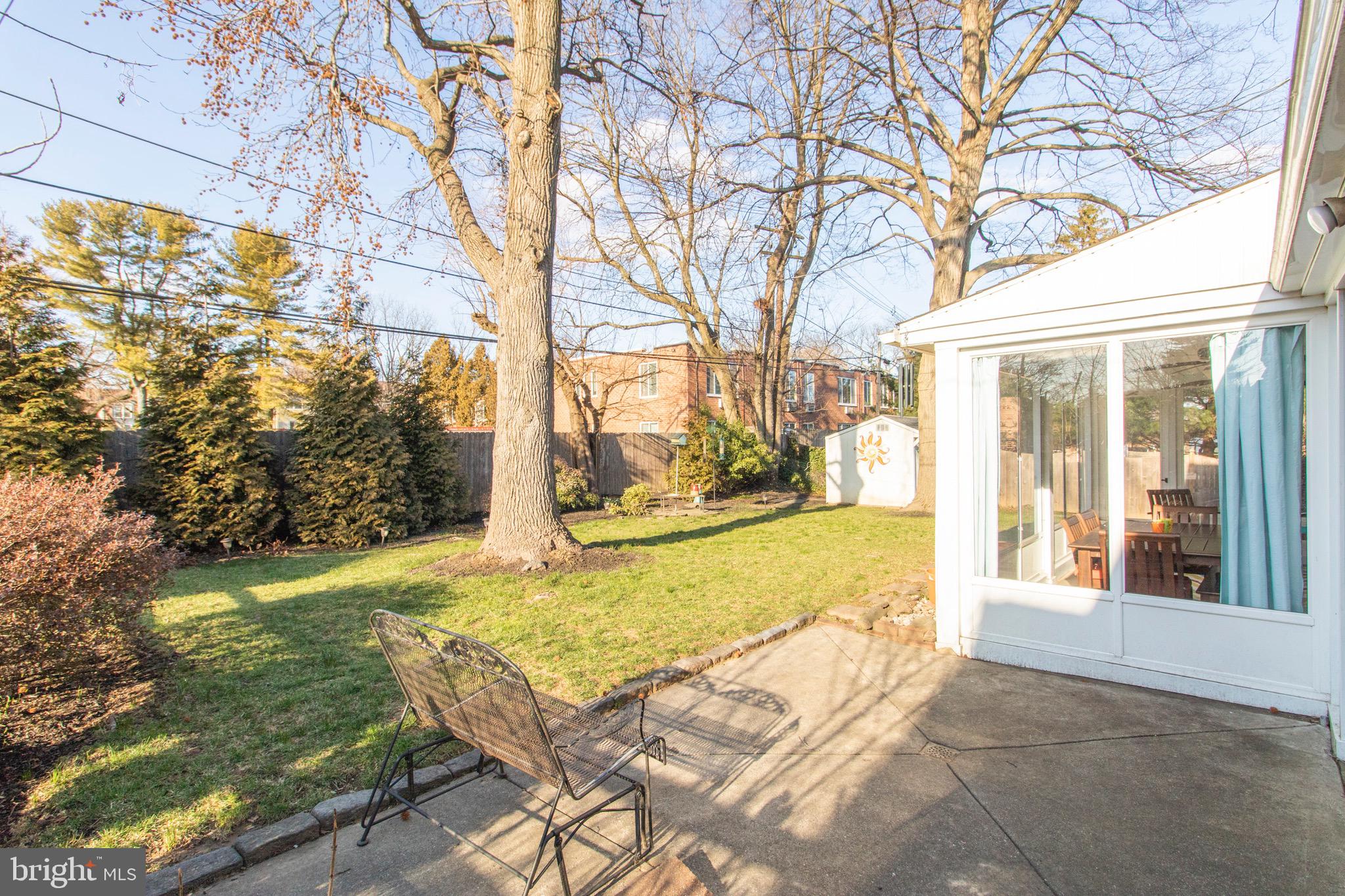 608 Palairet Road Philadelphia, PA 19128 - Photo 30 of 34 Patio in backyard
