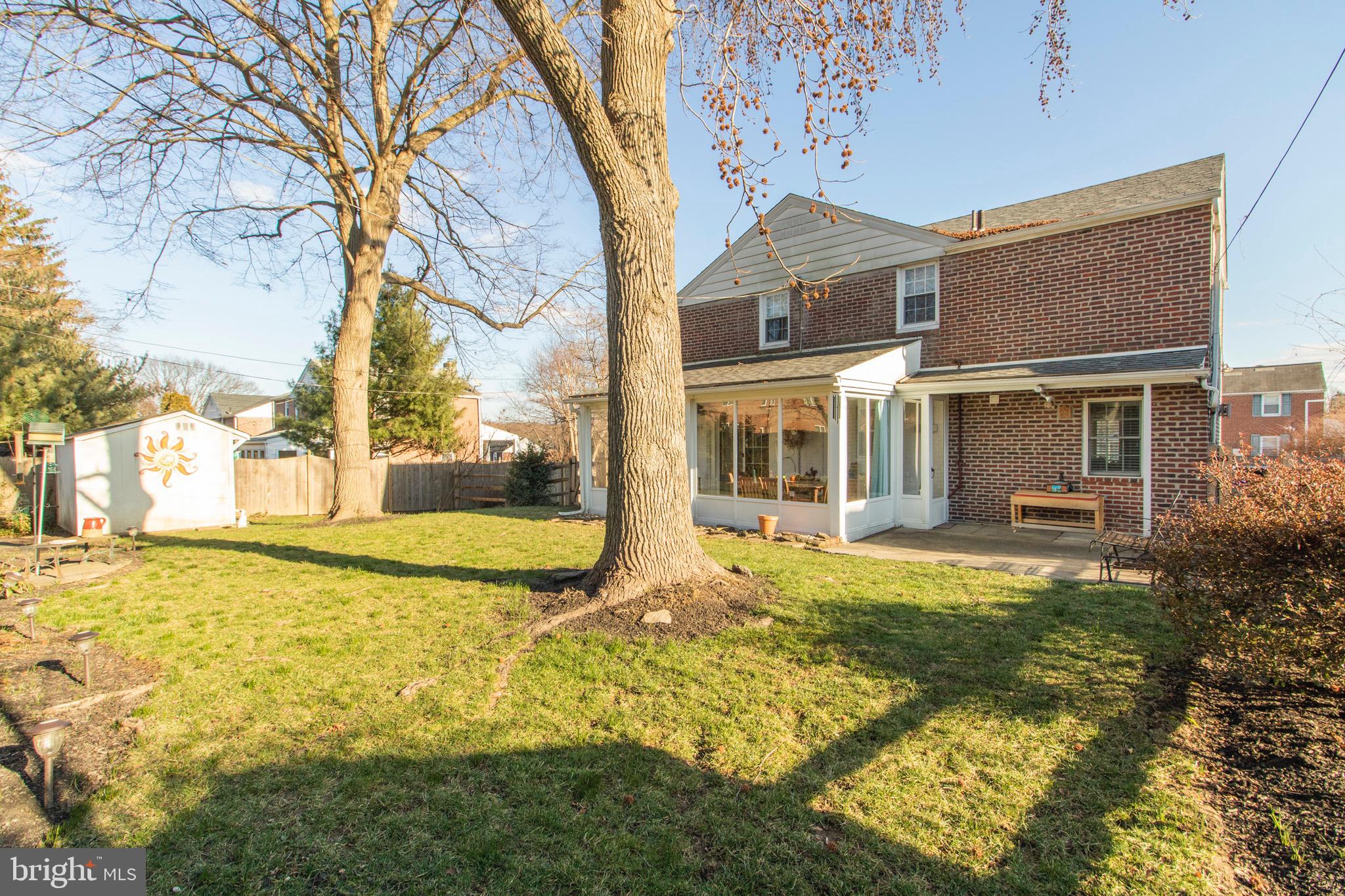 608 Palairet Road Philadelphia, PA 19128 - Photo 31 of 34 Oversized yard