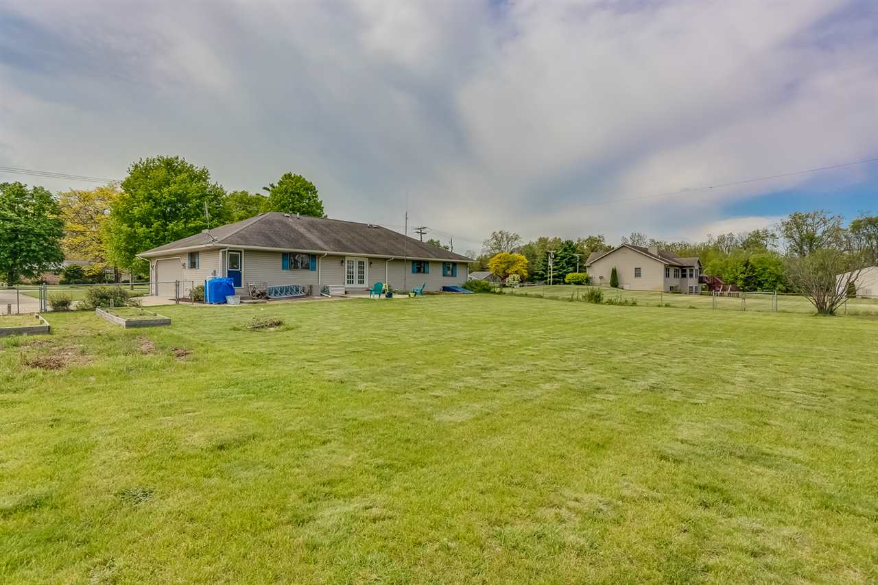54514 Ash Road Osceola, IN 46561 - Photo 2 of 34 Gallery Image 2