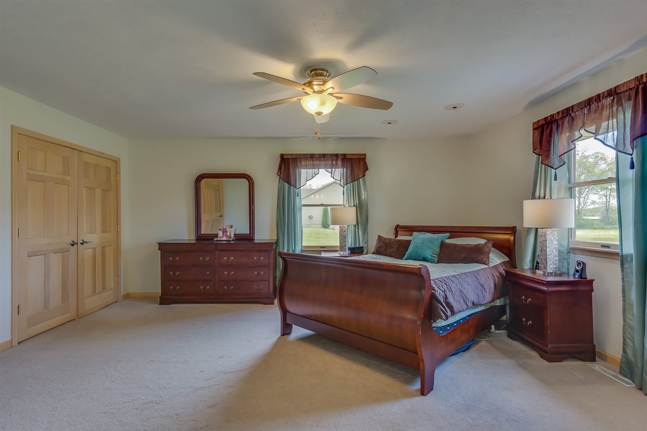 54514 Ash Road Osceola, IN 46561 - Photo 18 of 34 Gallery Image 18