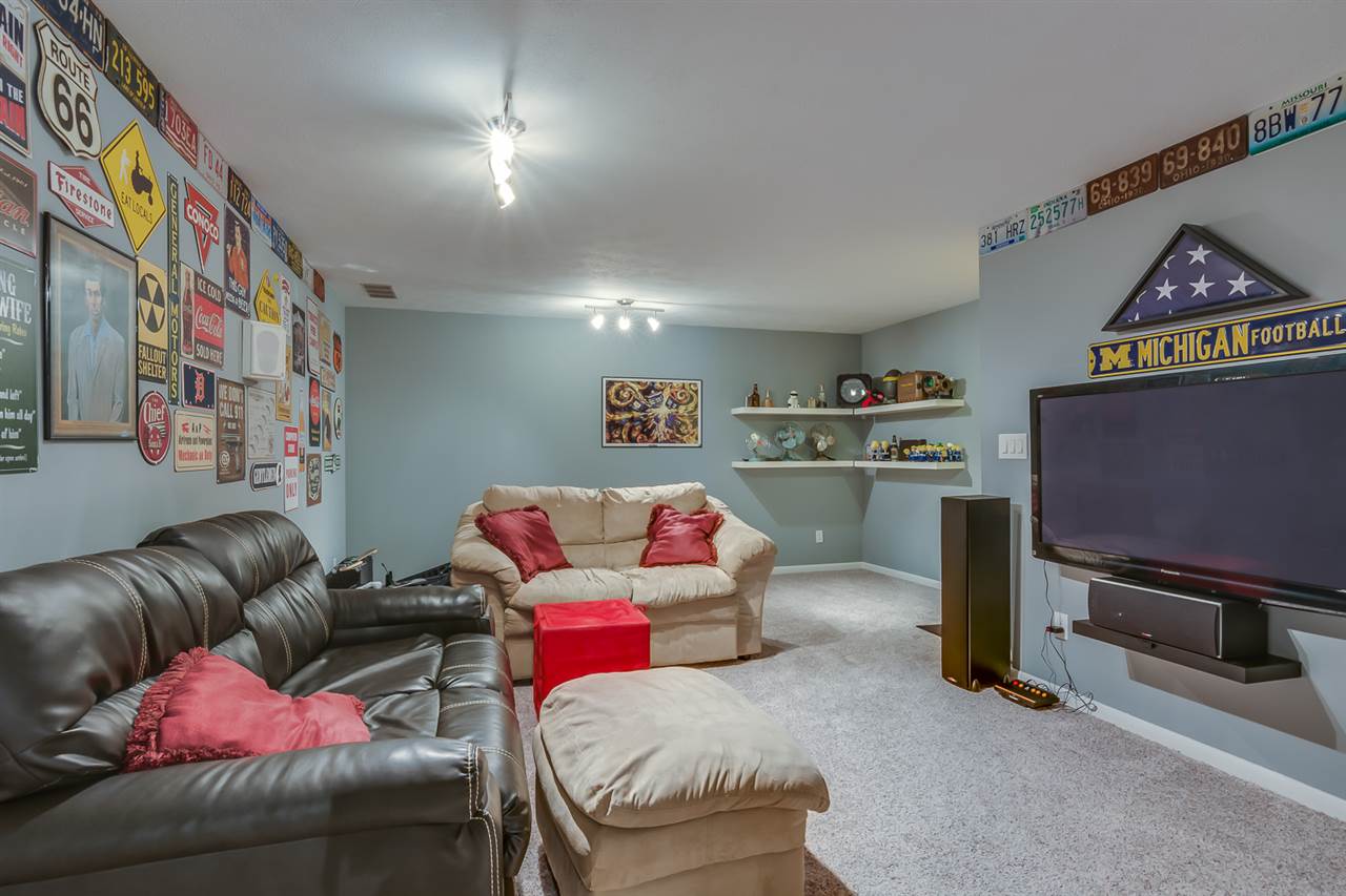 54514 Ash Road Osceola, IN 46561 - Photo 26 of 34 Gallery Image 26