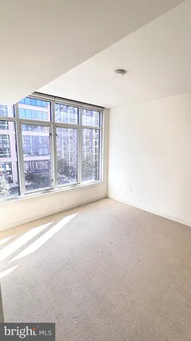 $2,800 | 1025 First Street Southeast, Unit 614, Washington, DC 20003