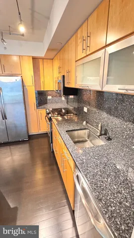 $2,800 | 1025 First Street Southeast, Unit 614, Washington, DC 20003