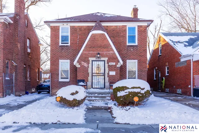 $299,900 | 18627 Washburn Street, Detroit, MI 48221