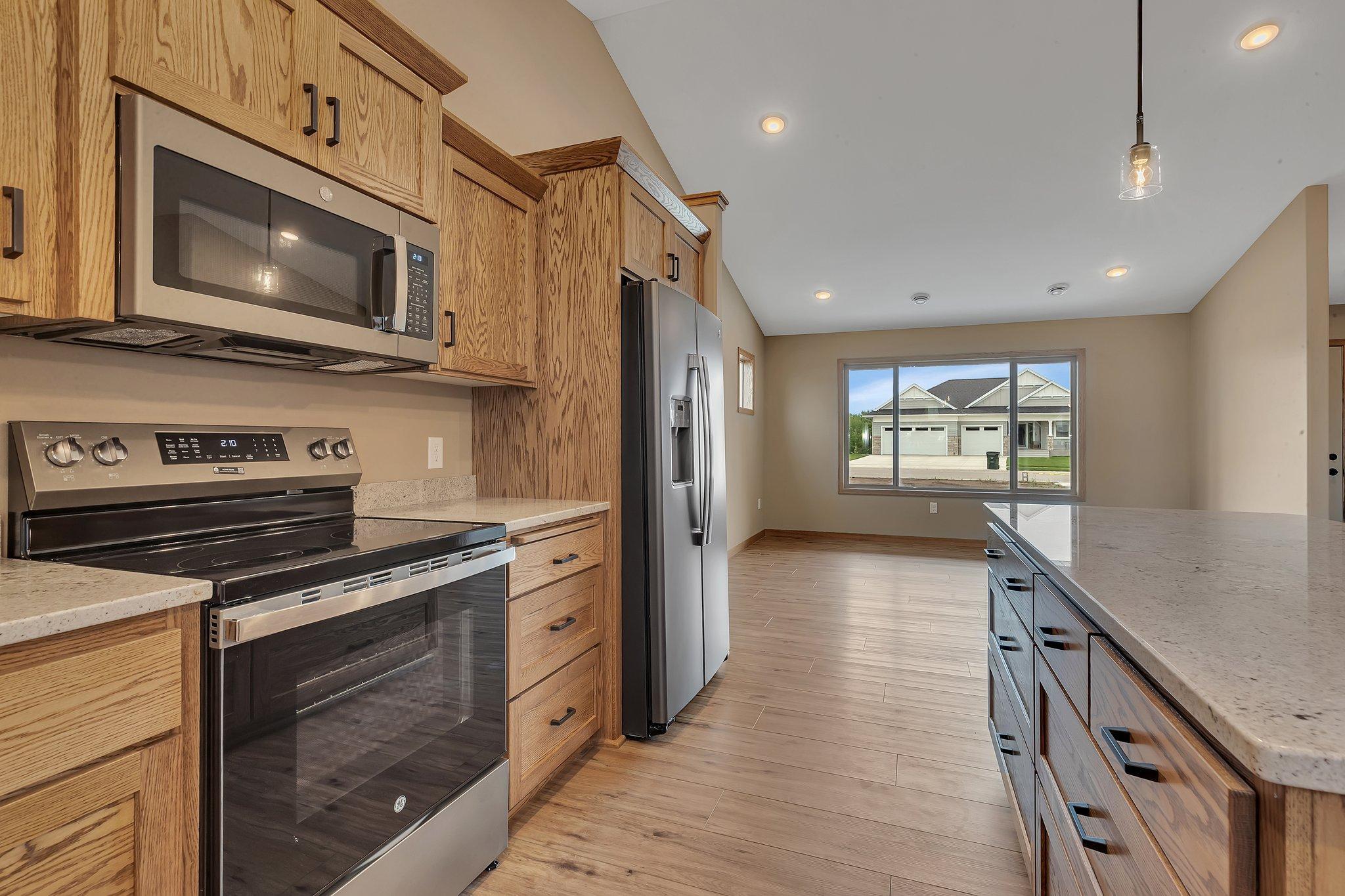 212 Woolgrass Way Avon, MN 56310 - Photo 6 of 18