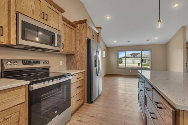 $449,900 | 212 Woolgrass Way, Avon, MN 56310