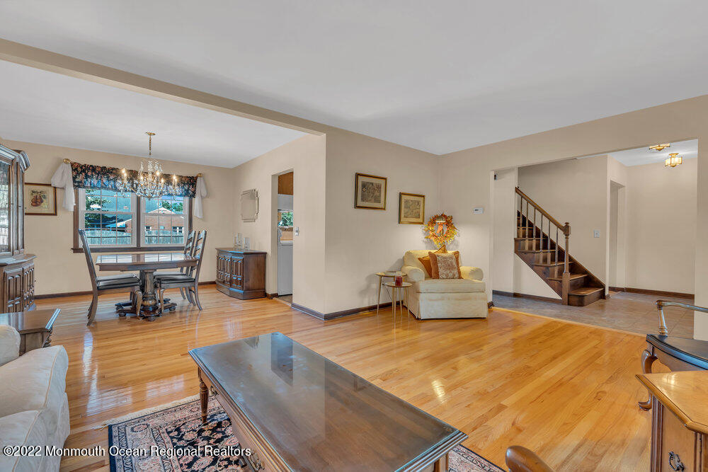 5 Raser Place Farmingdale, NJ 07727 - Photo 11 of 45 014_dsc04998