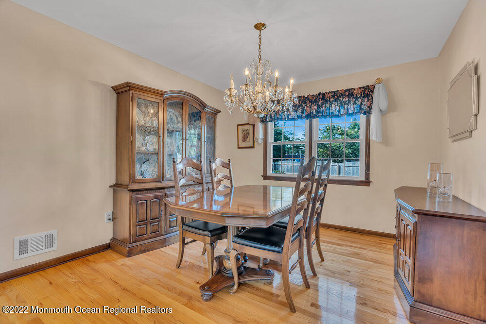 5 Raser Place Farmingdale, NJ 07727 - Photo 12 of 45 015_dsc05003