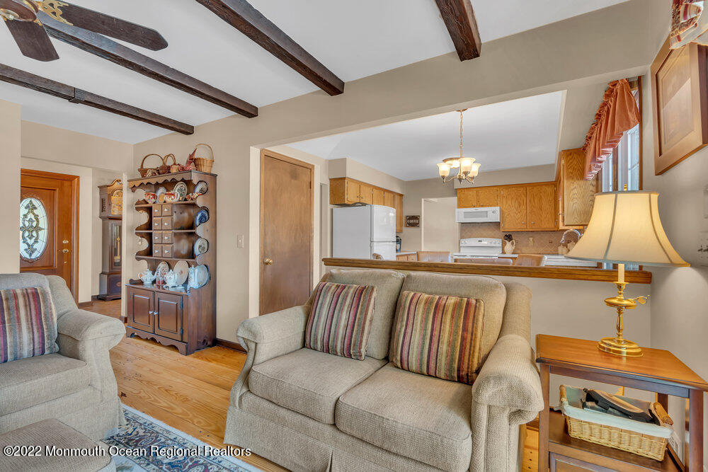 5 Raser Place Farmingdale, NJ 07727 - Photo 23 of 45 027_dsc05063