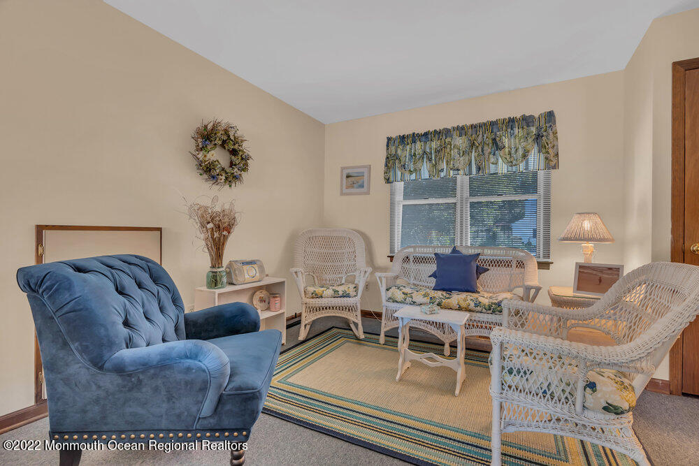 5 Raser Place Farmingdale, NJ 07727 - Photo 28 of 45 033_dsc05098
