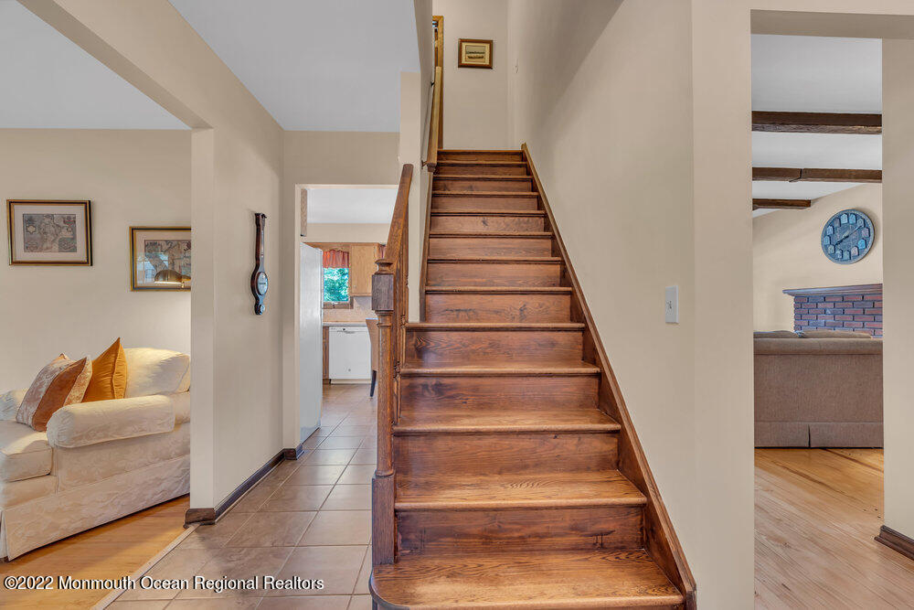 5 Raser Place Farmingdale, NJ 07727 - Photo 29 of 45 034_dsc04978