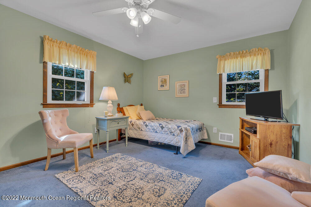 5 Raser Place Farmingdale, NJ 07727 - Photo 32 of 45 037_dsc05113