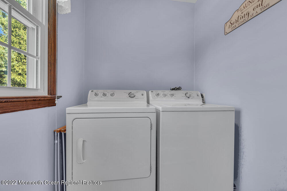 5 Raser Place Farmingdale, NJ 07727 - Photo 37 of 45 043_dsc05143